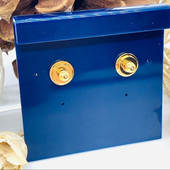 Tory Burch Gold Tone Logo Drop Pearl Earrings - Picture 8 of 8